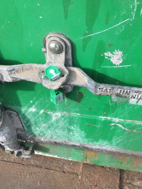 Hình ảnh hàng về